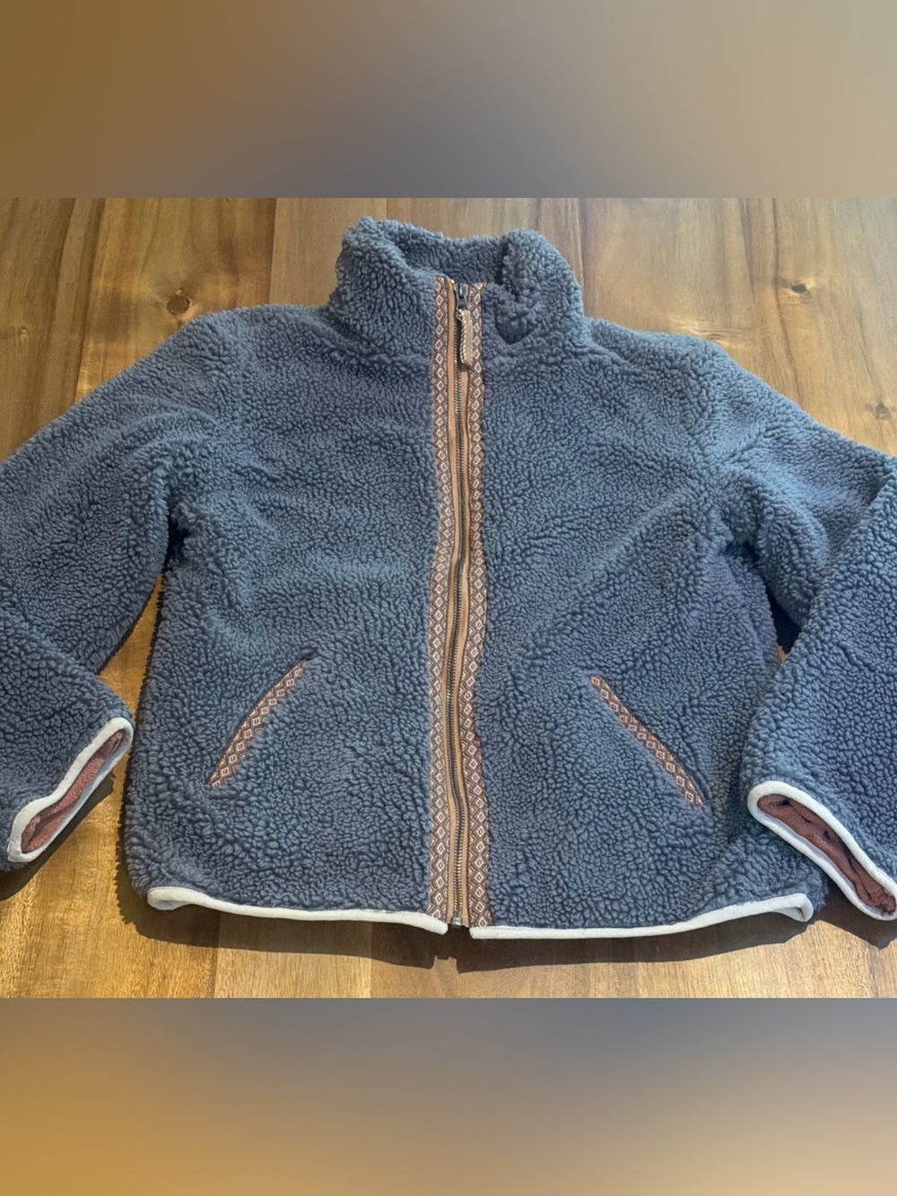 Faherty Ashbury Sherpa Fleece Jacket Womens Medium EUC Gargoyle Gray Aztec Trim